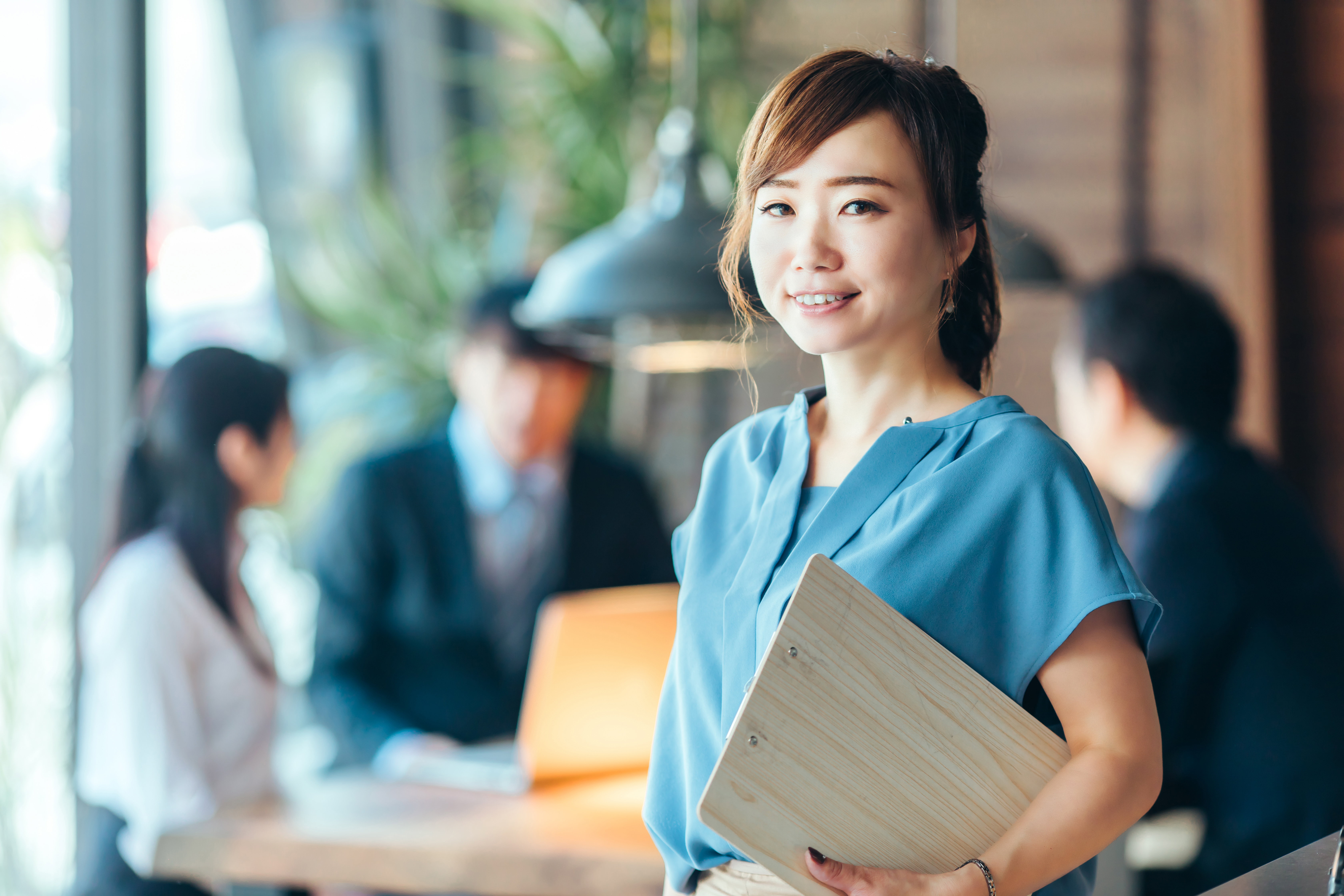 【正社員】会計専門職　年間休日125日