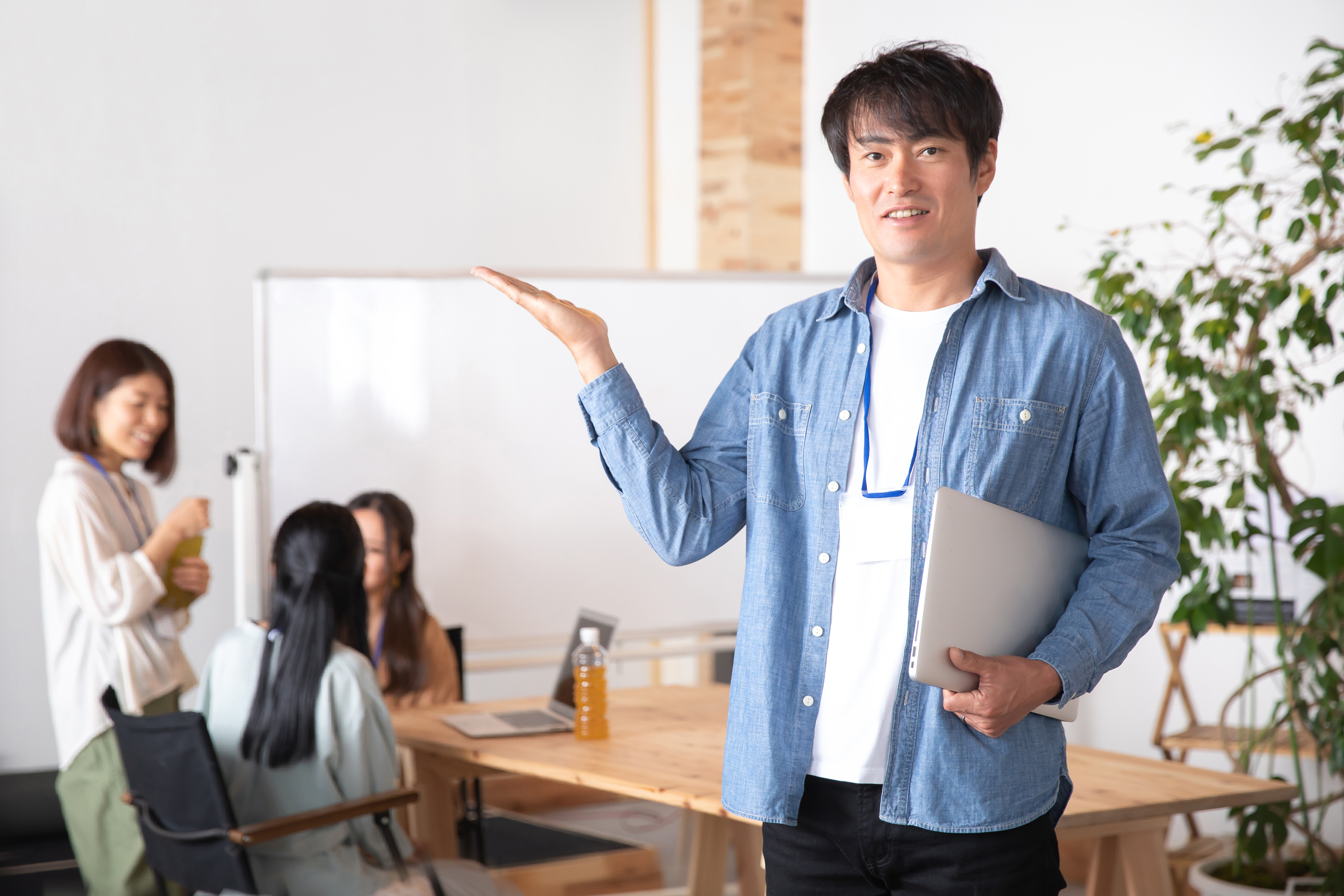 工場での管理事務